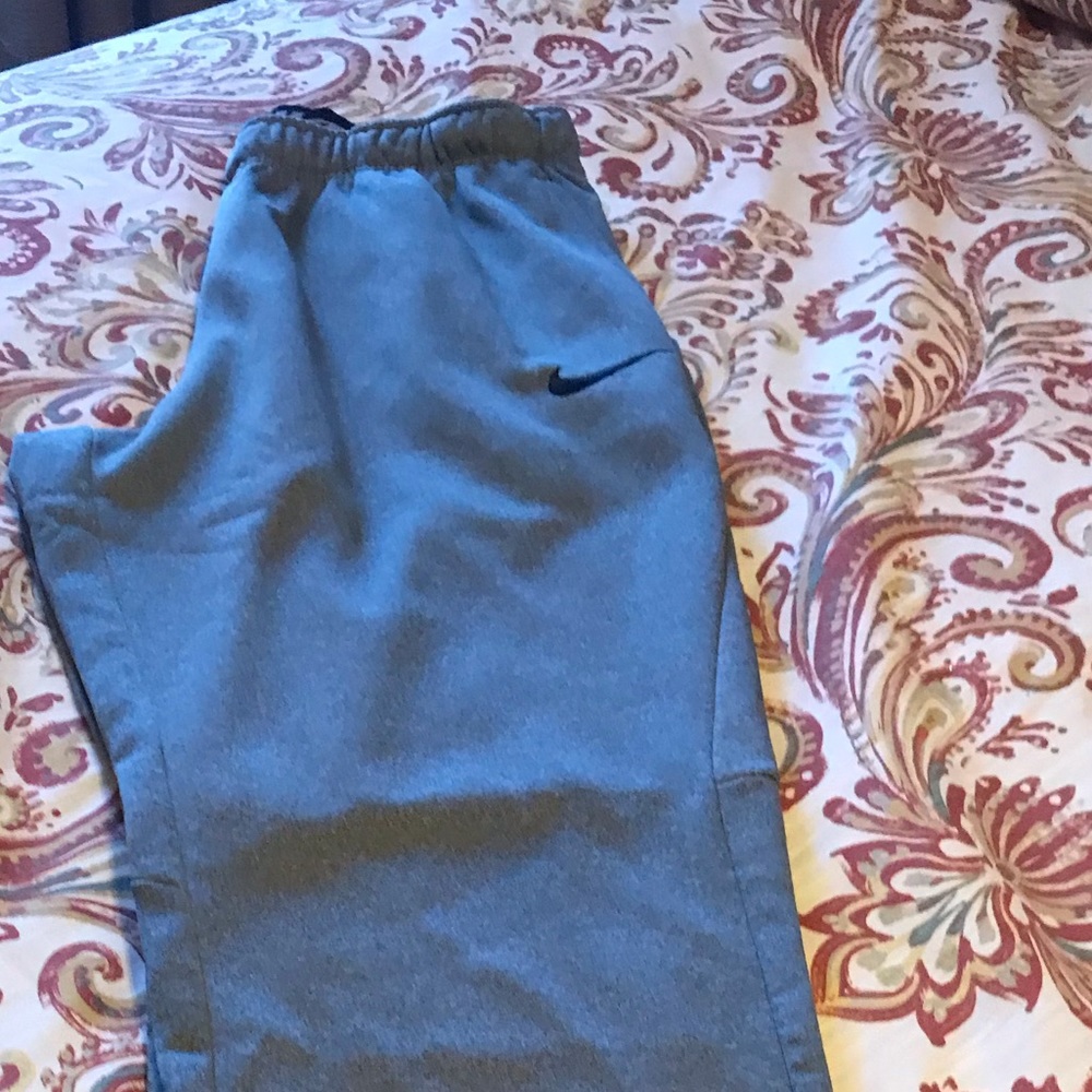 Men’s Nike DRI FIT sweatpants XL